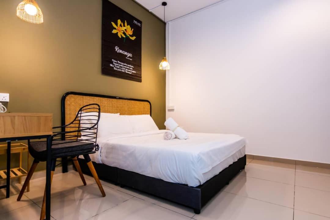 The Best Hotel In Bayan Lepas - The Lov Penang エクステリア 写真