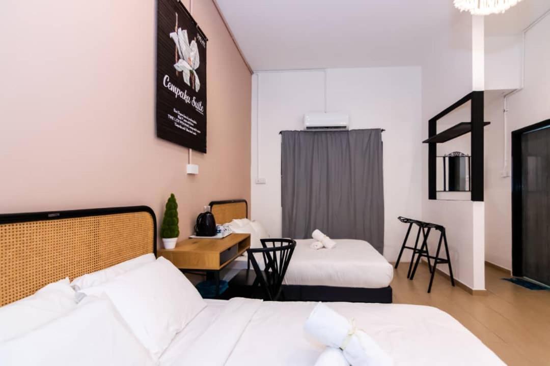 The Best Hotel In Bayan Lepas - The Lov Penang エクステリア 写真