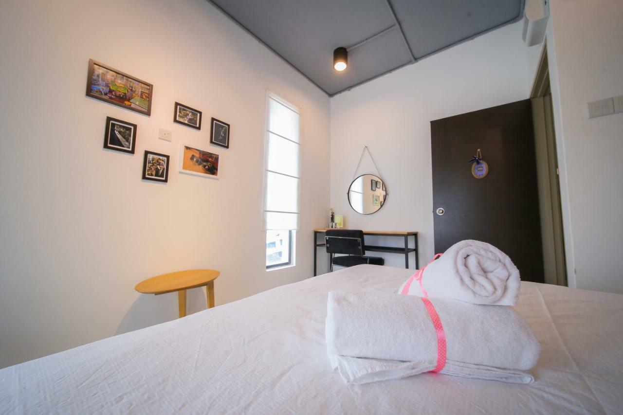 The Best Hotel In Bayan Lepas - The Lov Penang エクステリア 写真